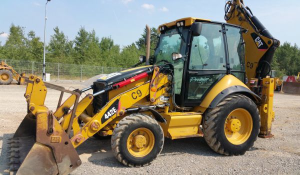 CATERPILLAR 442E