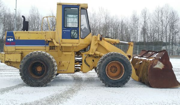 KOMATSU WA 200-1