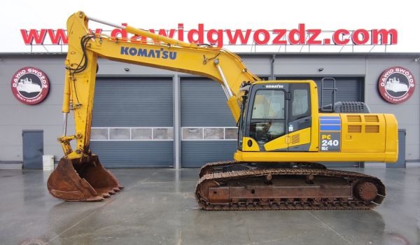KOMATSU PC240NLC-10