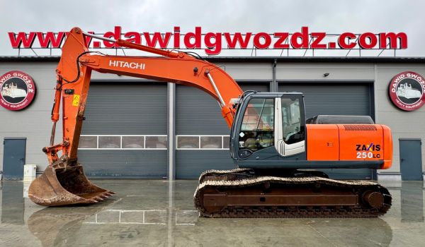 HITACHI ZX 250LC-3