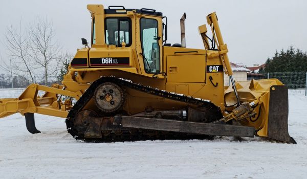 CATERPILLAR D6H XL