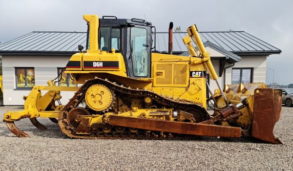 CATERPILLAR D6H XL