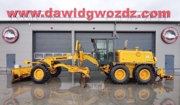 KOMATSU GD650A-2EC