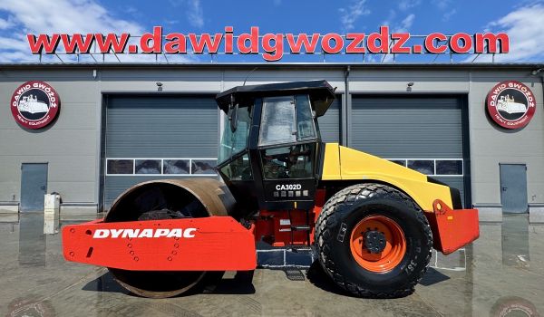 DYNAPAC CA302D