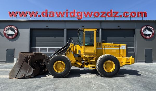 VOLVO L90B