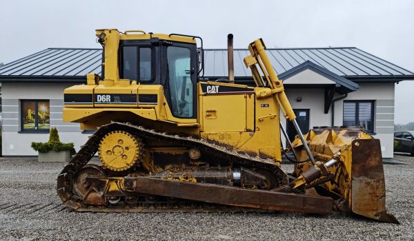 CATERPILLAR D6R XL III
