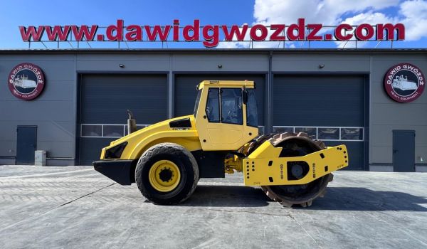 BOMAG BW 213D-4