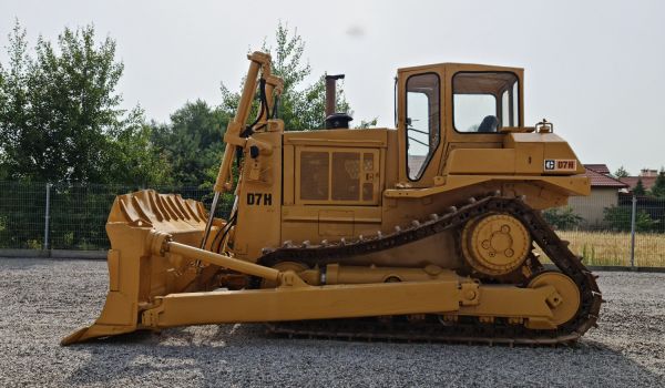 CATERPILLAR D7H