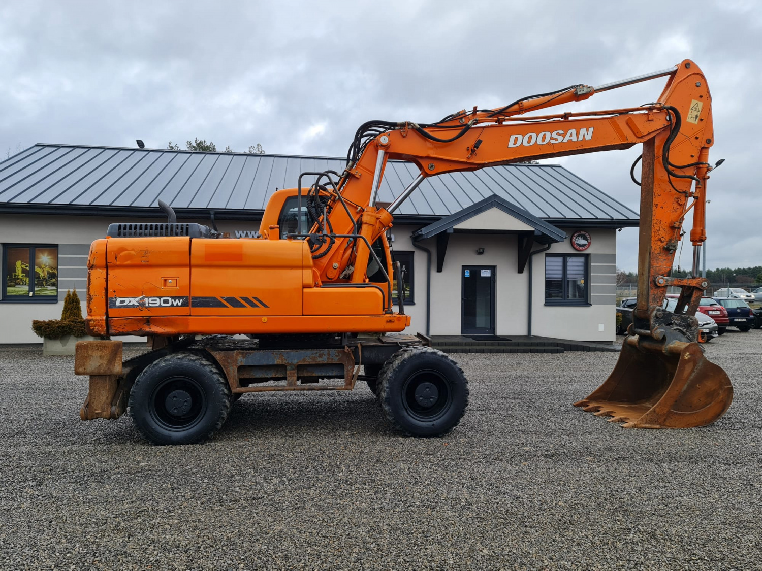 Dawid Gwóźdź - Maszyny budowlane - DOOSAN DX190W